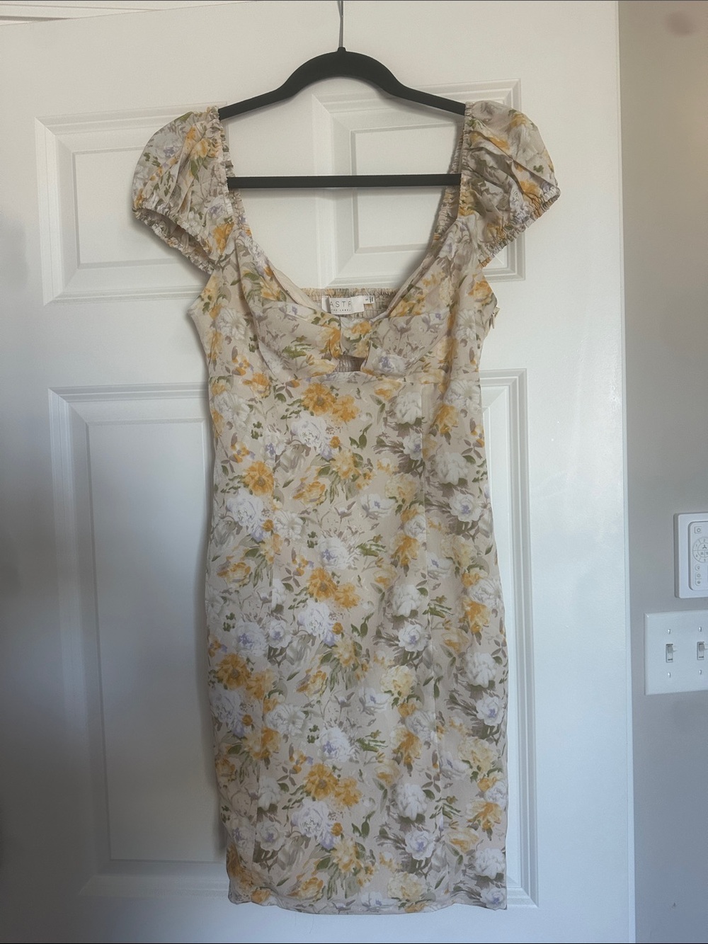 Astr Floral Midi Dress in Yellow and Cream